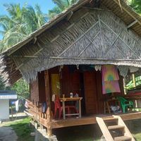 Blue Surfcamp bungalow